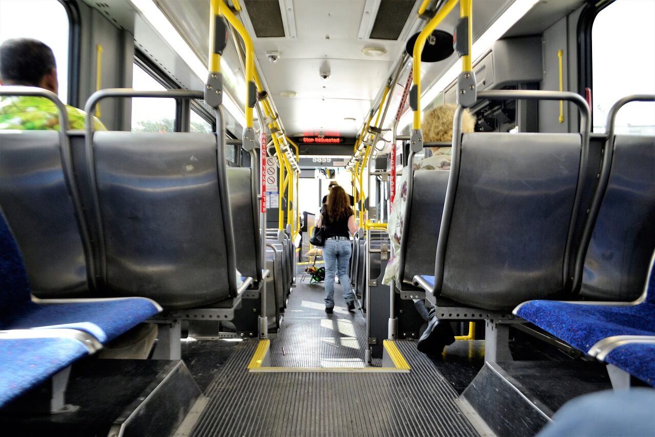 metro-bus-2825217_1280